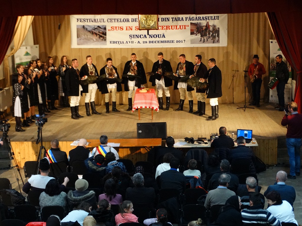 Ceata de Feciori din Voivodenii Mici, Festivalul Cetelor de Feciori din Tara Fagarasului - Sus in slava cerului, Sinca Noua, 2017